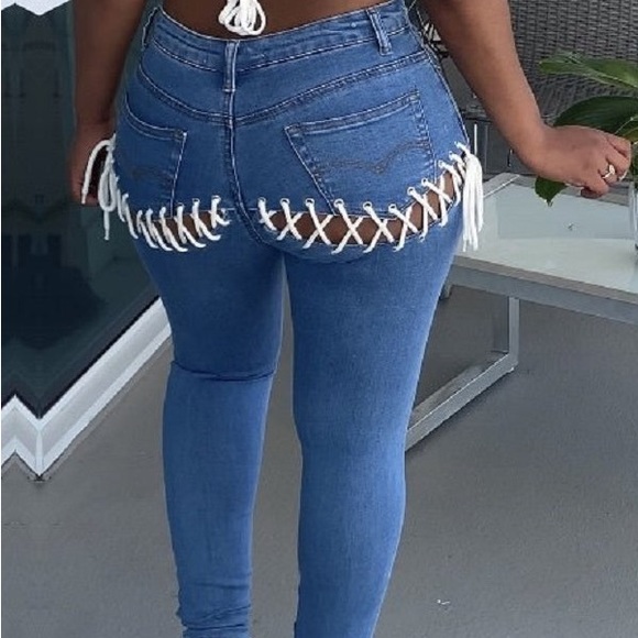 Tied Jeans - Picture 7 of 7